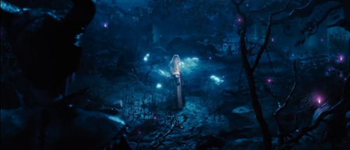 Angelina Jolie đẹp lạnh lùng trong Maleficent - 7