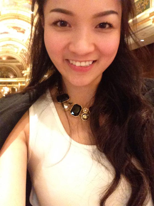 Phi Thanh Vân khoe chân thon dài - 12