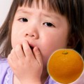 Làm mẹ - Mẹ Nhật trị ho cho con bằng cam nướng