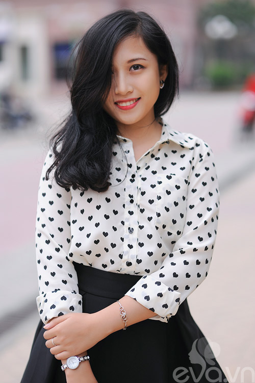 Eva đẹp: Cô giáo 9X được khen quot;Bạch Tuyếtquot; - 10