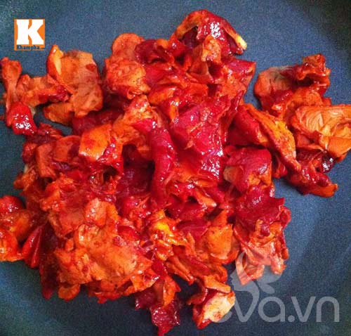 quot;Học lỏmquot; mẹ Bon cách làm dầu gấc - 3