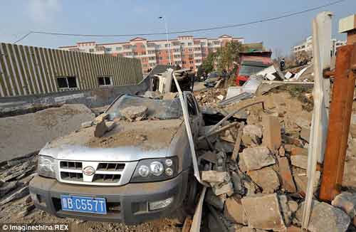 Cận cảnh nổ đường ống dẫn dầu kinh hoàng tại TQ - 5