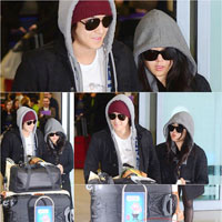 Kim Bum cùng bạn gái tay trong tay tại sân bay