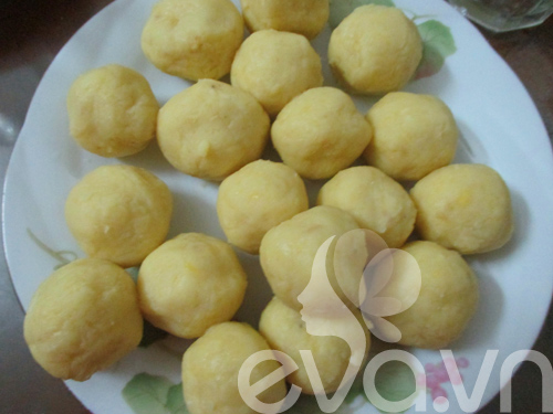 Bánh phu thê gấc: Ai bảo khó làm? - 4