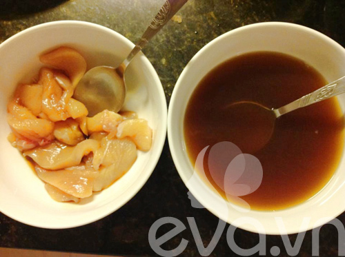 Cuối tuần làm gà hầm củ sen kiểu Nhật - 2
