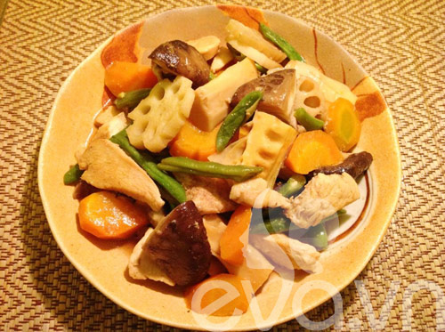 Cuối tuần làm gà hầm củ sen kiểu Nhật - 8