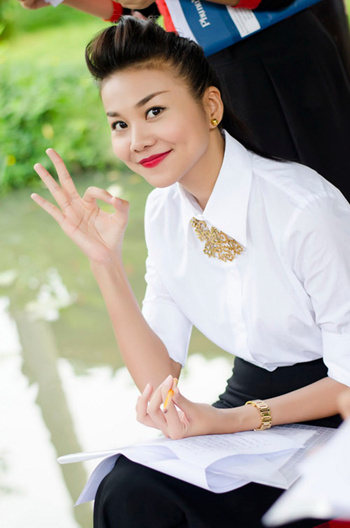 quot;Lụcquot; bst sơ mi trắng chất, đẹp của Thanh Hằng - 4