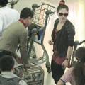 Làng sao - Bắt gặp Thanh Thảo và bạn trai ở sân bay