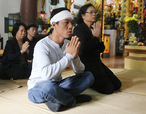 Vụ Cát Tường: Đưa di ảnh chị Huyền lên chùa Kim Liên - 5