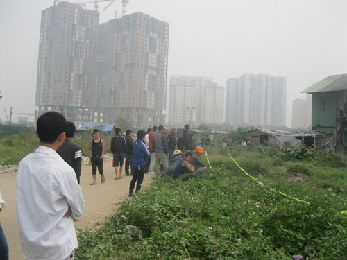 Cháy khu đô thị: Đưa thi thể bé 3 tuổi về quê an táng - 1