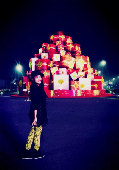 Phương Mai lại khoe vòng 1 sau sự cố lộ ngực - 6