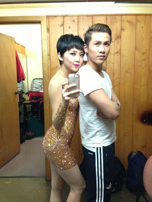 Tóc Tiên quot;họcquot; cách ăn mặc của Angela Phương Trinh - 1