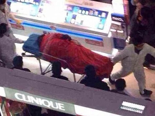 Sốc: Nhảy lầu vì bạn gái nghiện mua sắm - 1