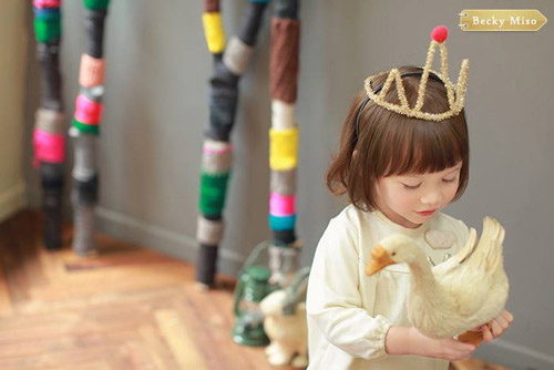 quot;Ngây ngấtquot; bé 3 tuổi xinh như tranh vẽ - 9