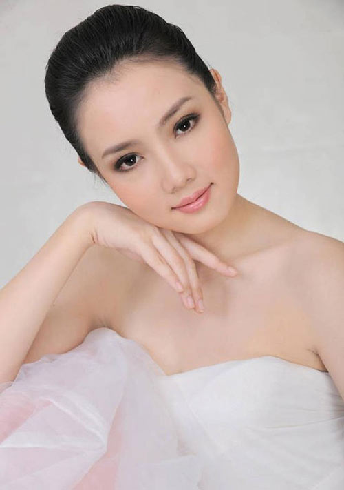 Những nàng dâu mới của showbiz Việt hot nhất năm 2013 - 7