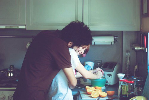 Hãy ôm em từ phía sau, thật chặt - 2