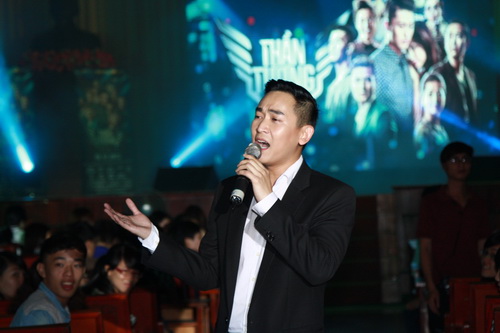 Hoàng Thùy Linh quot;nhắng nhítquot; bên Ngô Kiến Huy - 15