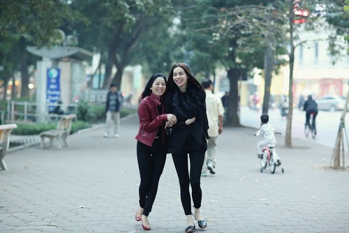 Hà Hồ mua nhiều vé ủng hộ liveshow Lệ Quyên - 2