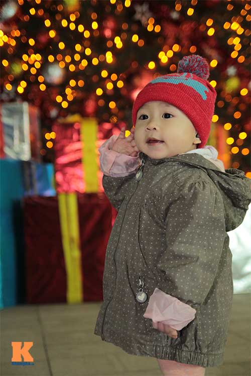 Trẻ miền Bắc ngộ nghĩnh đi chơi noel sớm - 5