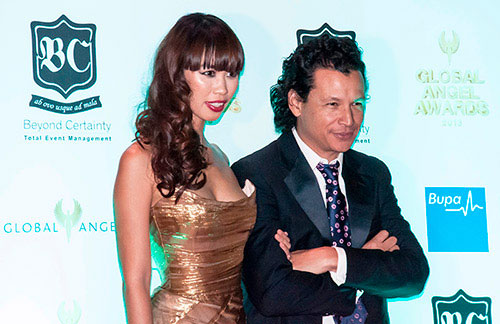 9 chàng ngoại quốc được Vbiz săn đón nhất 2013 - 8