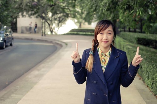 Cô gái Việt #039;hút mắt#039; giữa trời Paris - 17