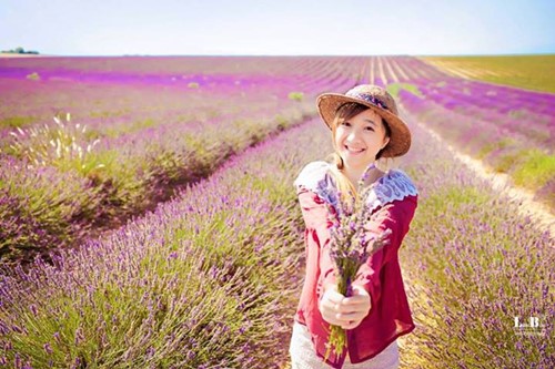 Cô gái Việt #039;hút mắt#039; giữa trời Paris - 6