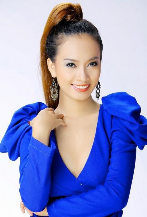 Hoàng Thùy Linh hứa hẹn làm ấm đêm đông - 6