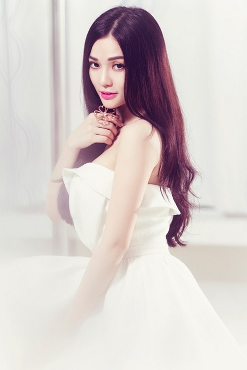 Hoàng Thùy Linh hứa hẹn làm ấm đêm đông - 5