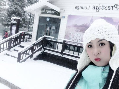 HH Diễm Hương diễu hành cùng đoàn thể thao VN - 6