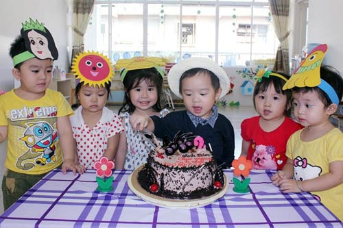 “Đột nhập” lớp mẫu giáo con sao Việt - 8