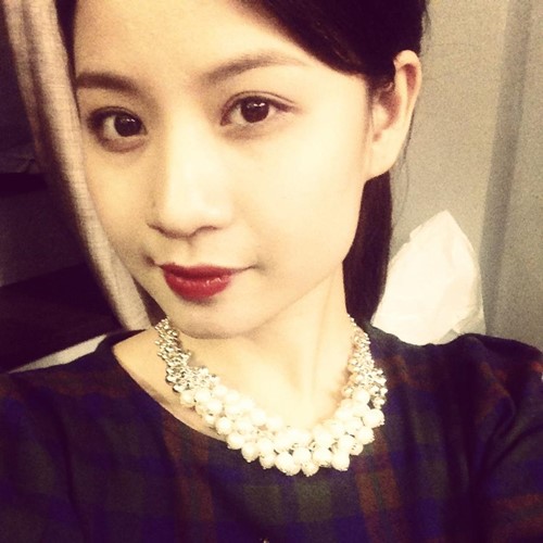 Cô nàng mũi to miệng rộng xinh như mộng - 18