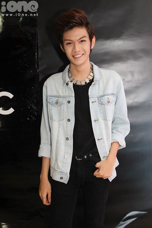 Style quot;ẻo lảquot; như con gái của Đào Bá Lộc - 9