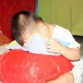 Tin tức - Vụ bảo mẫu đánh trẻ: Phụ huynh mệt vì di chứng