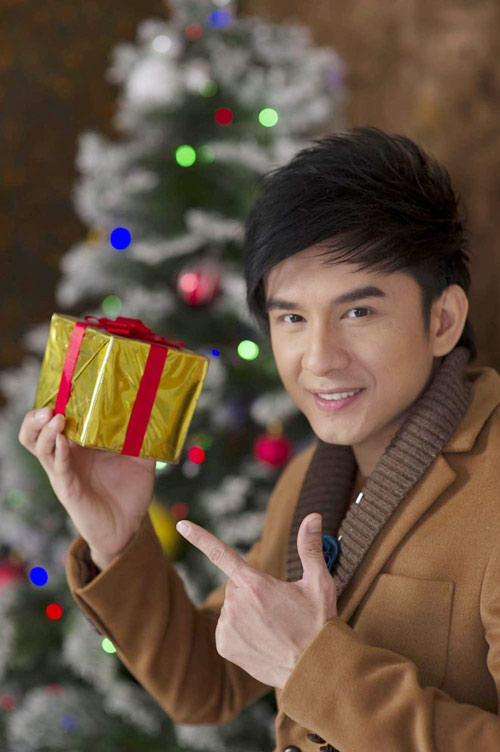 Thiếu vợ, Đan Trường một mình đón Giáng sinh - 4