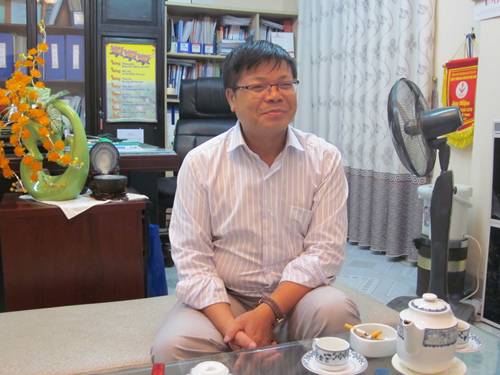 T.S Đinh Đoàn: “Đàn ông Việt sợ thua vợ” - 1