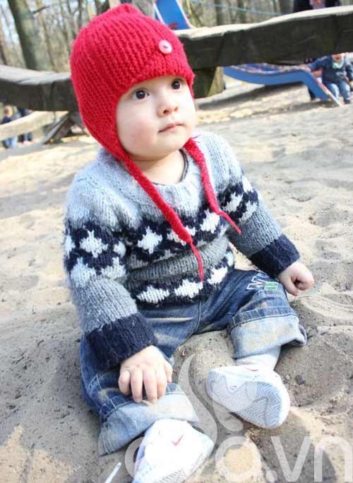 Đẻ ở Đức: Y tá đến nhà chăm 3 tháng - 2