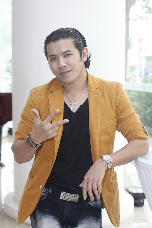 Thanh Thảo được người yêu quot;đại giaquot; hôn vội - 7