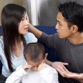 Làm mẹ - Con bắt tôi phải sống cùng với bố