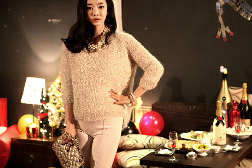 Chọn đồ sành điệu cho mẹ bầu chơi Tết - 9