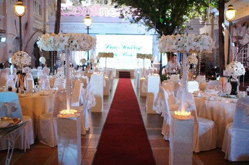 Gu trang trí tiệc cưới tiền tỷ của sao Việt - 13