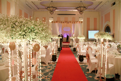 Gu trang trí tiệc cưới tiền tỷ của sao Việt - 15