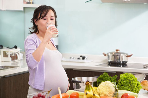 3 tháng đầu ăn gì để thai nhi tránh bị dị tật - 2