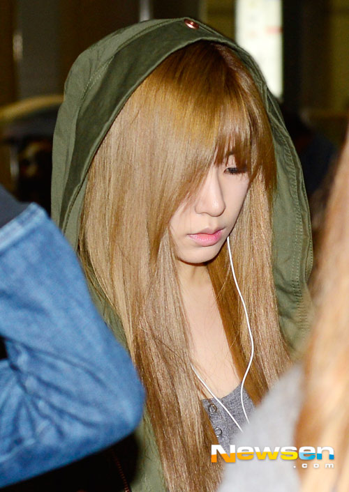 Chung Hân Đồng chúc phúc cho Jessica SNSD - 7