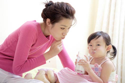 Những món CẤM được ăn khi con bị ho - 1