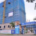 Mua sắm - Giá cả - Thị trường BĐS: Không gỡ sẽ càng sa lầy