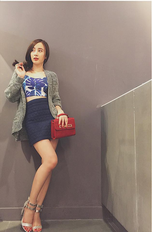 Lưu Hương Giang: quot;Cứ mặc màu đỏ là hỏng việcquot; - 4