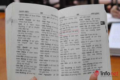 Khiếp đảm Từ điển tiếng Việt: Cào cấu là vừa cào vừa cấu - 5