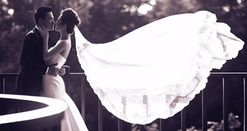 Khi Jennifer Phạm đắm say trong men tình - 1