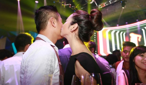 Khi Jennifer Phạm đắm say trong men tình - 8