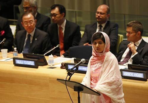 Cô bé 17 tuổi, bị Taliban giết hụt, giành Nobel Hòa bình 2014 - 1